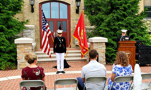 2021 grad holds Marine officer commissioning ceremony at Lakeland